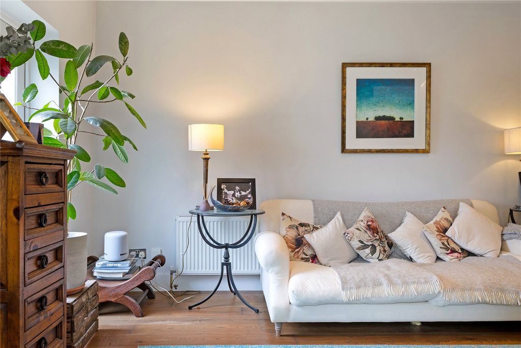 Property photo 1 of 17 Picture No. 15