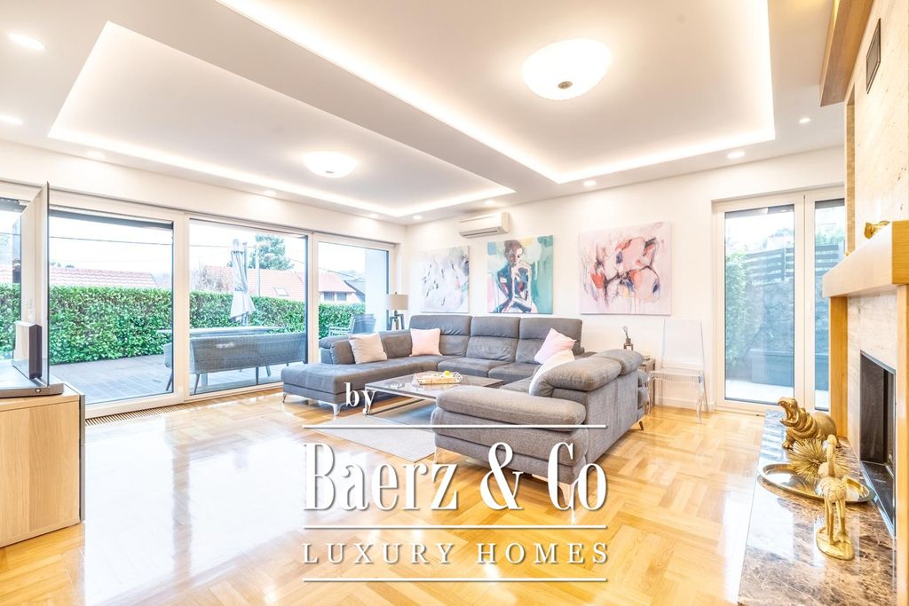 Property photo 2 of 22