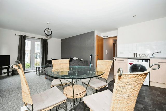 Property photo 2 of 9