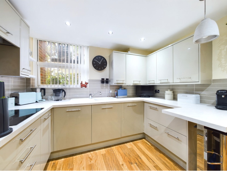 Property photo 3 of 14 3