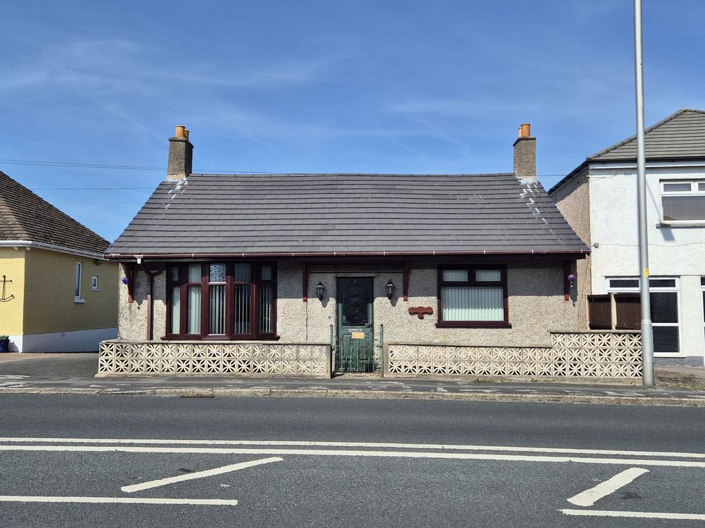 Property photo 1 of 15 Welcome To Marine Drive