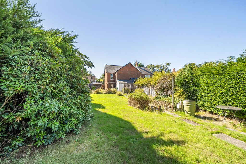 Property photo 1 of 20