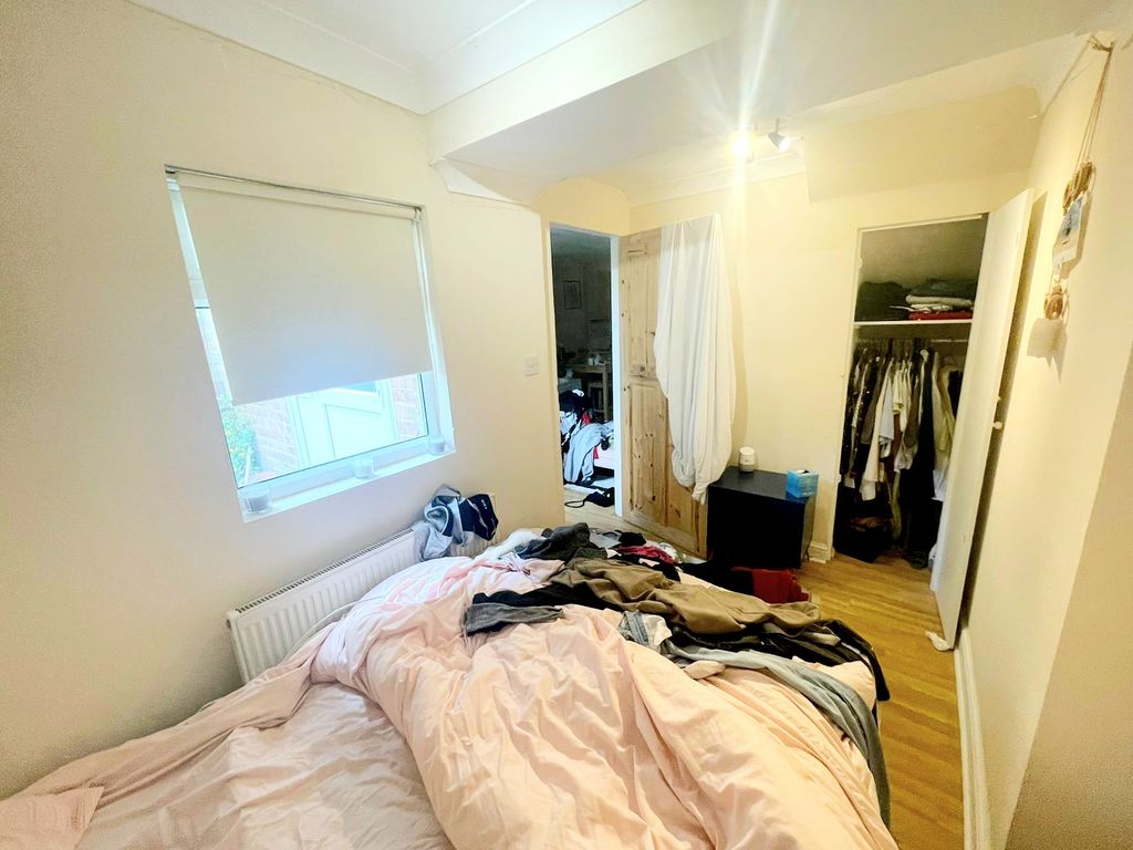 Property photo 3 of 5 Photo 2