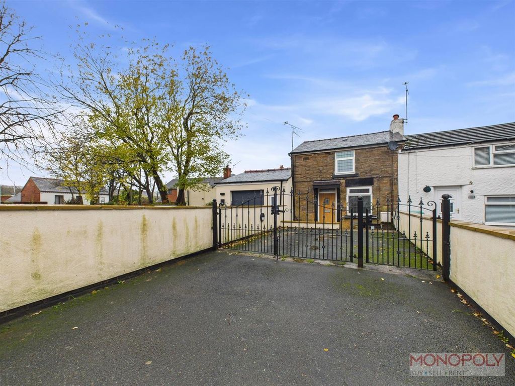 Property photo 1 of 25 Cam04439G0-Pr0187-Still037.Jpg