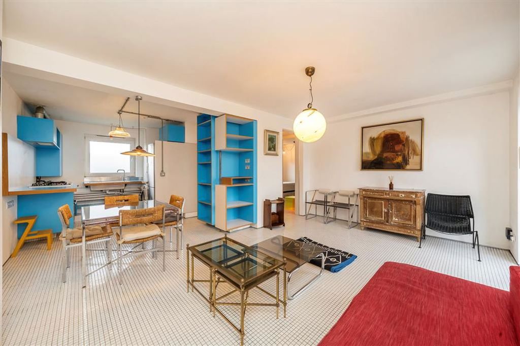 Property photo 3 of 7