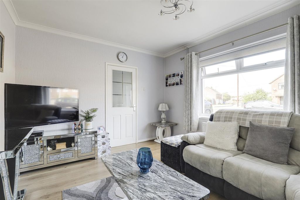 Property photo 3 of 22 11.Jpg