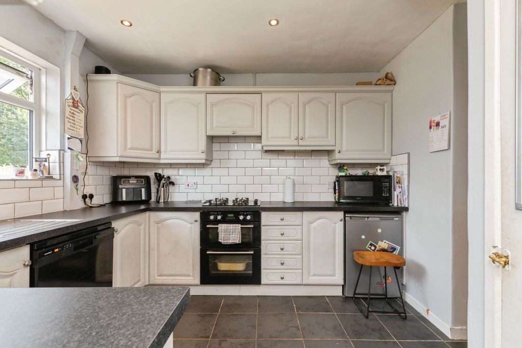 Property photo 3 of 18 _89A1303-4