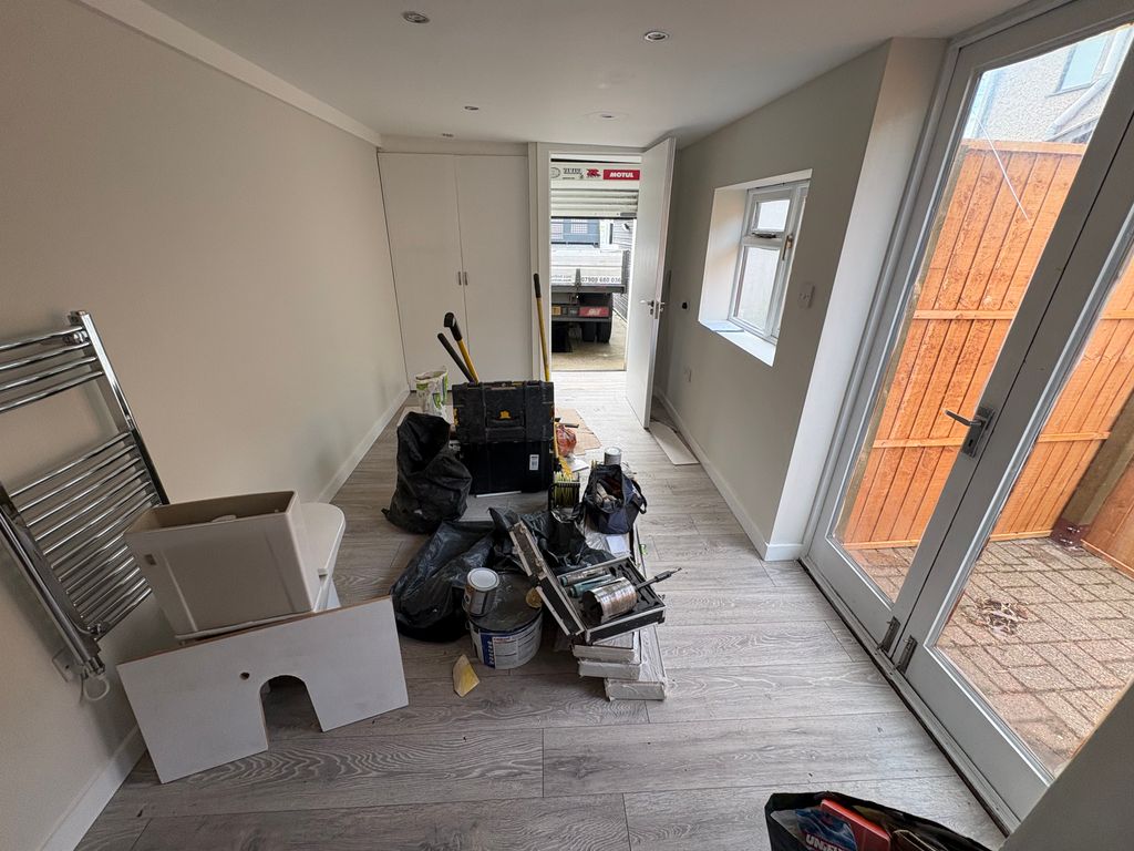 Property photo 1 of 6 Img_2612