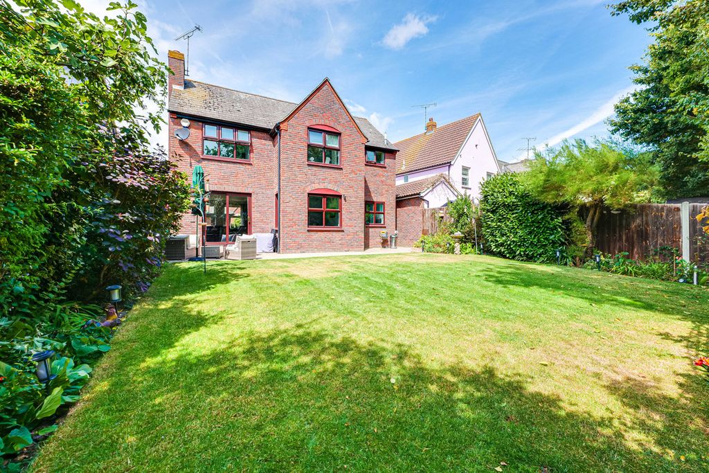 Property photo 1 of 24