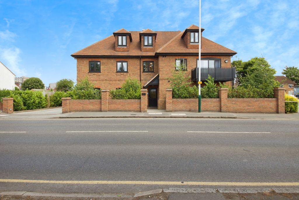 Property photo 1 of 16 Front