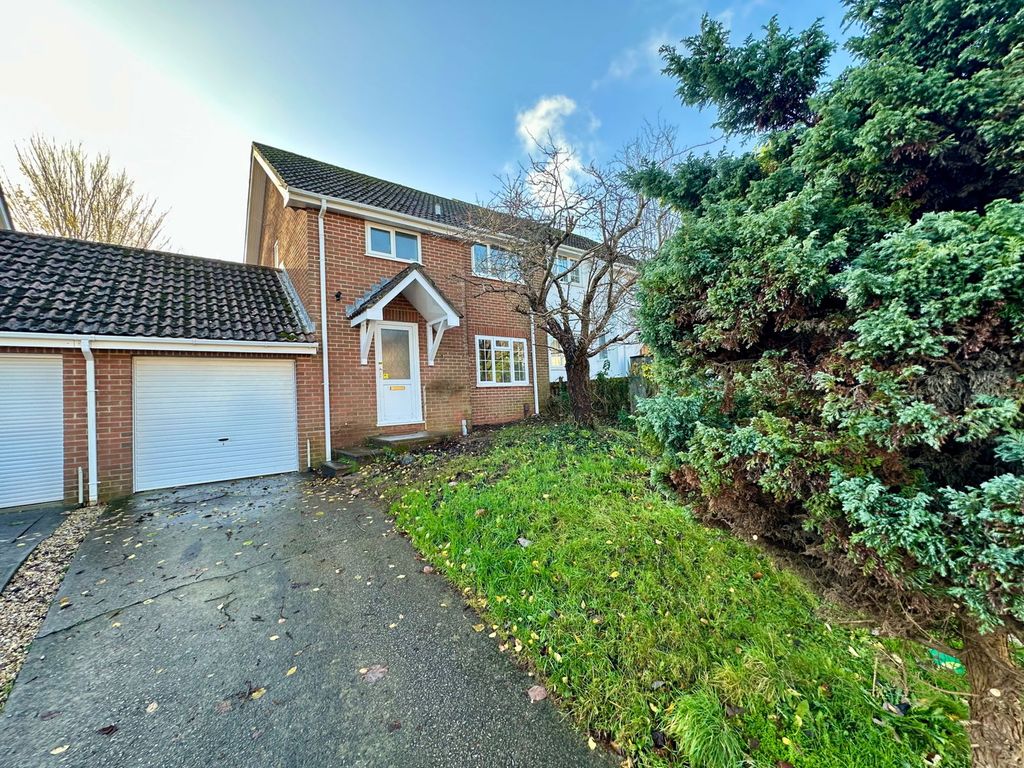 Property photo 1 of 15