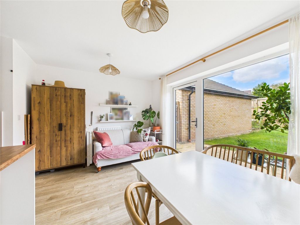 Property photo 3 of 22 Picture No. 11