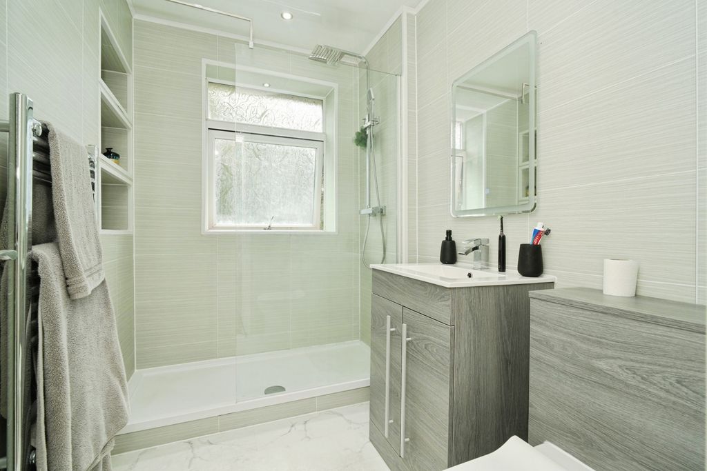 Property photo 2 of 17 Pbox-Img.Jpg