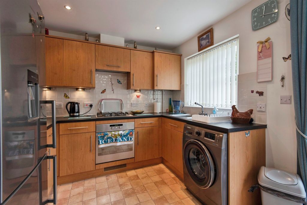 Property photo 2 of 14