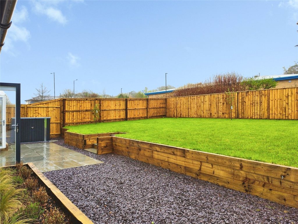 Property photo 2 of 13 Picture No. 05