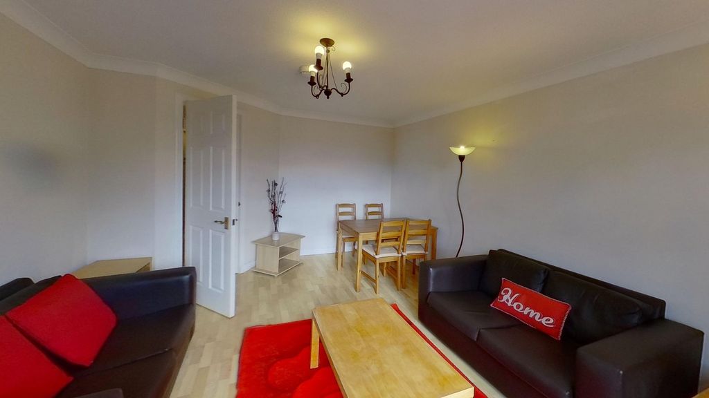 Property photo 3 of 10 Photo 3