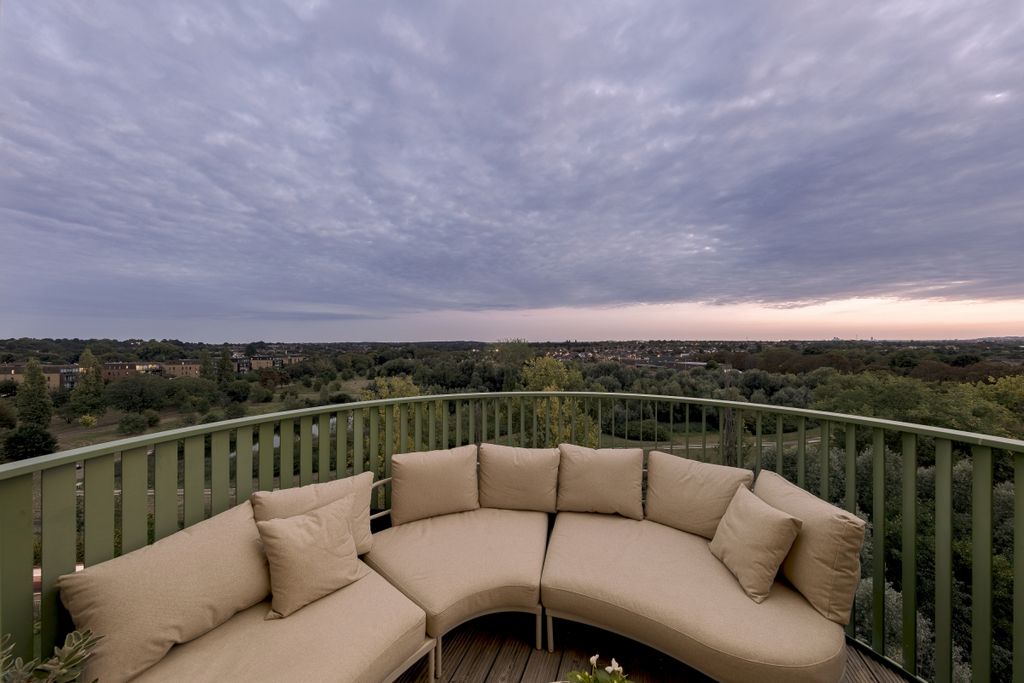 Property photo 3 of 12 094A3478-Edit