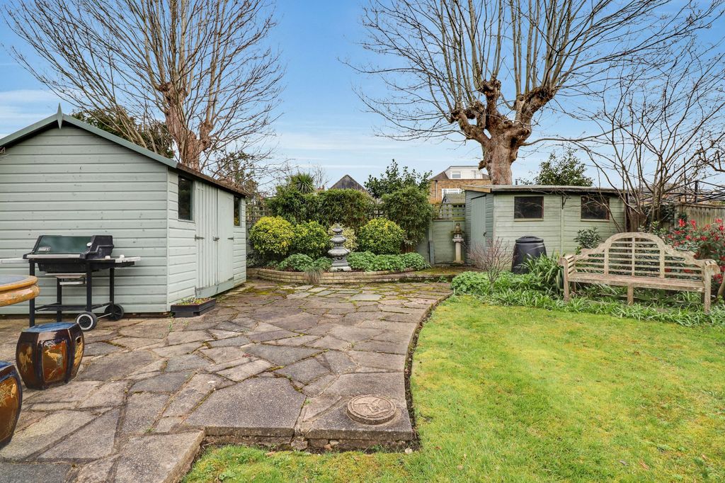Additional image 27 of 4 bed detached house for salePemberton Road, East Molesey KT8
