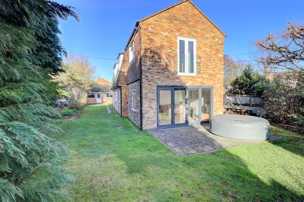 Property photo 3 of 14 Picture No. 25