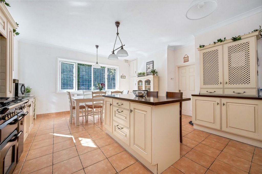 Additional image 5 of 6 bed detached house for saleToller Road, Stoneygate, Leicester LE2