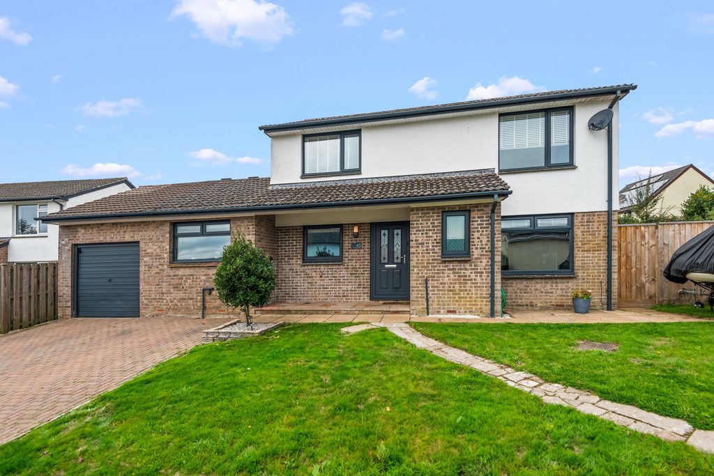 Property photo 1 of 22