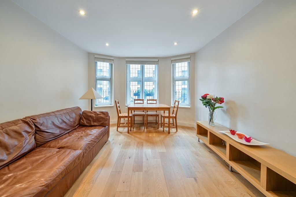 Property photo 3 of 9 1328470-5-687926d...