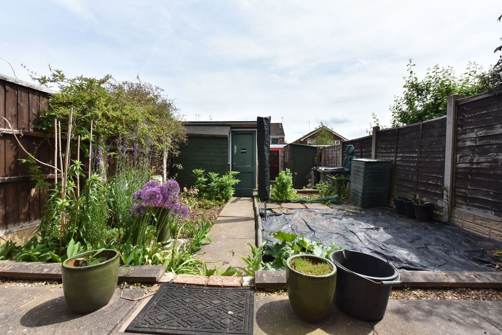 Property photo 2 of 14