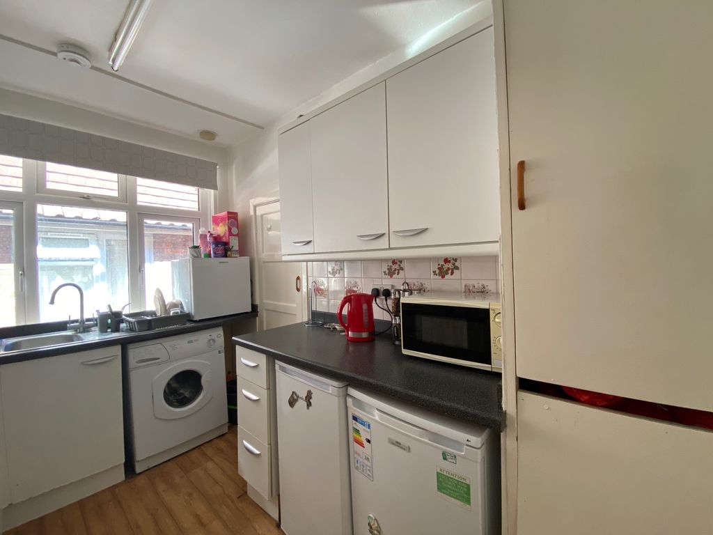 Property photo 3 of 9 Imported Image