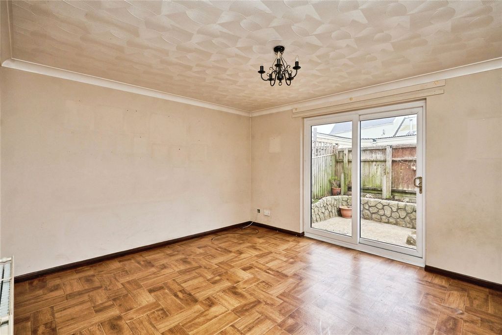 Property photo 3 of 14 Picture No. 23