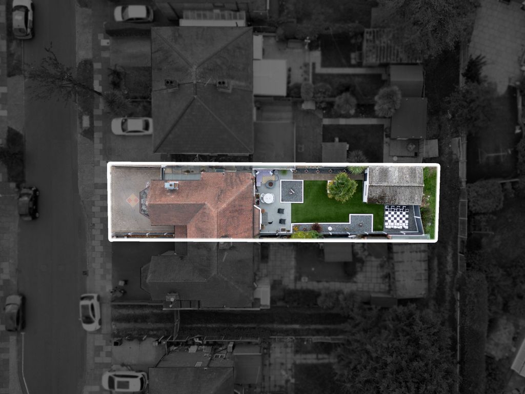 Property photo 3 of 69 Dronephotoelmbridgerdbirminghamb448Aeborder