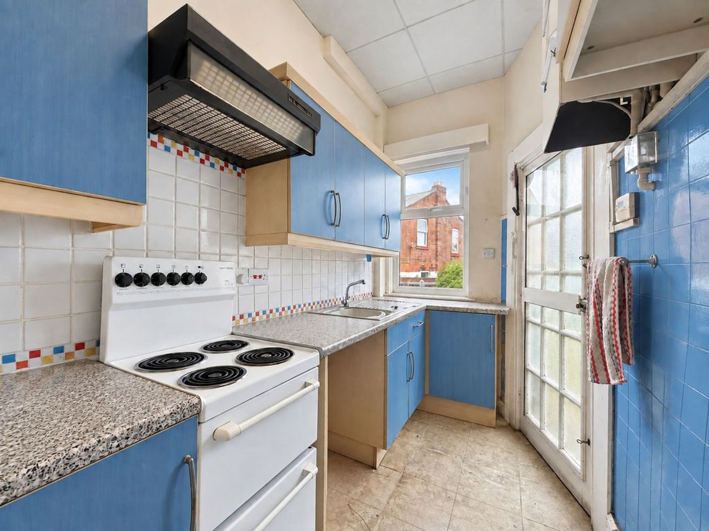 Property photo 3 of 24