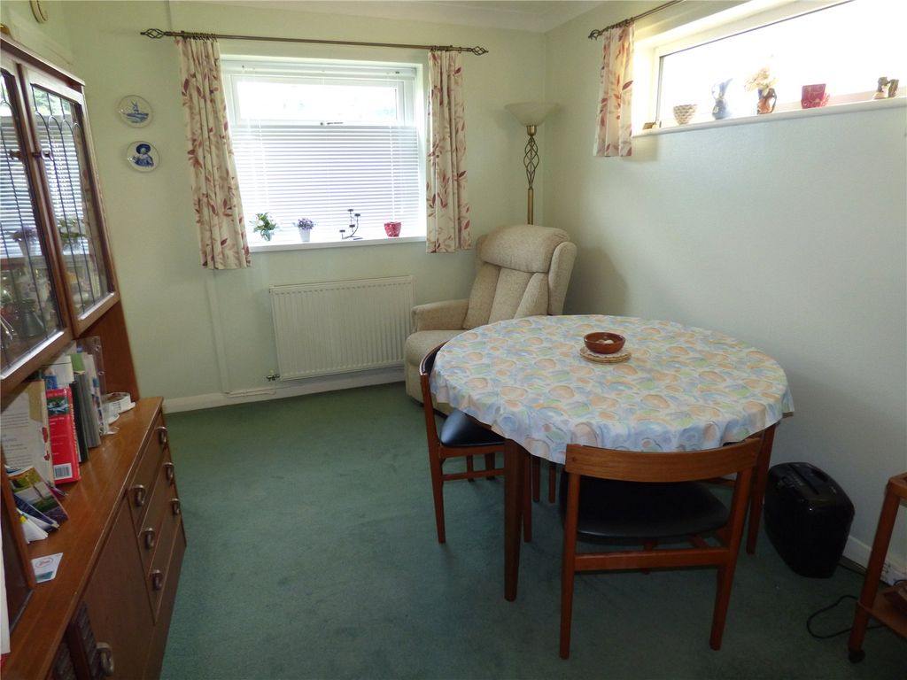 Property photo 3 of 16 Dining Room