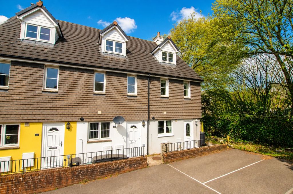 Property photo 1 of 10 Tps 01208 74182