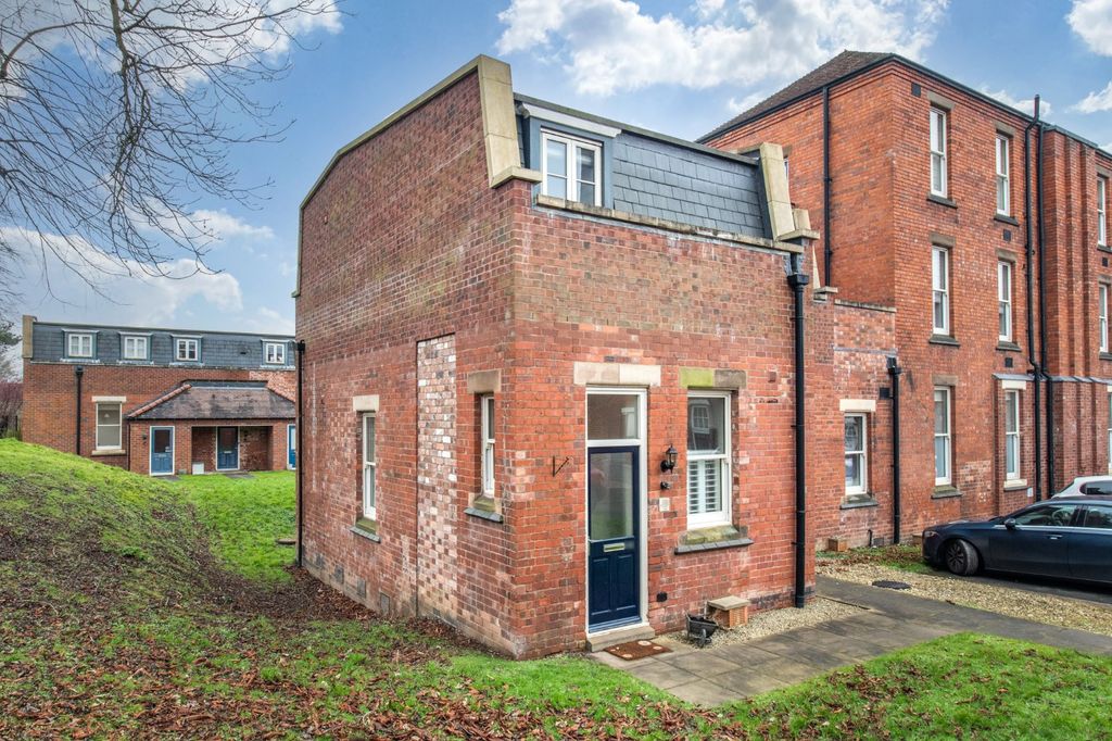 Property photo 1 of 14 Picture No. 10