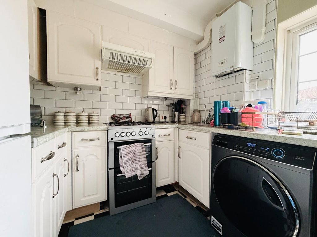 Property photo 2 of 12 Img_0332.Jpg