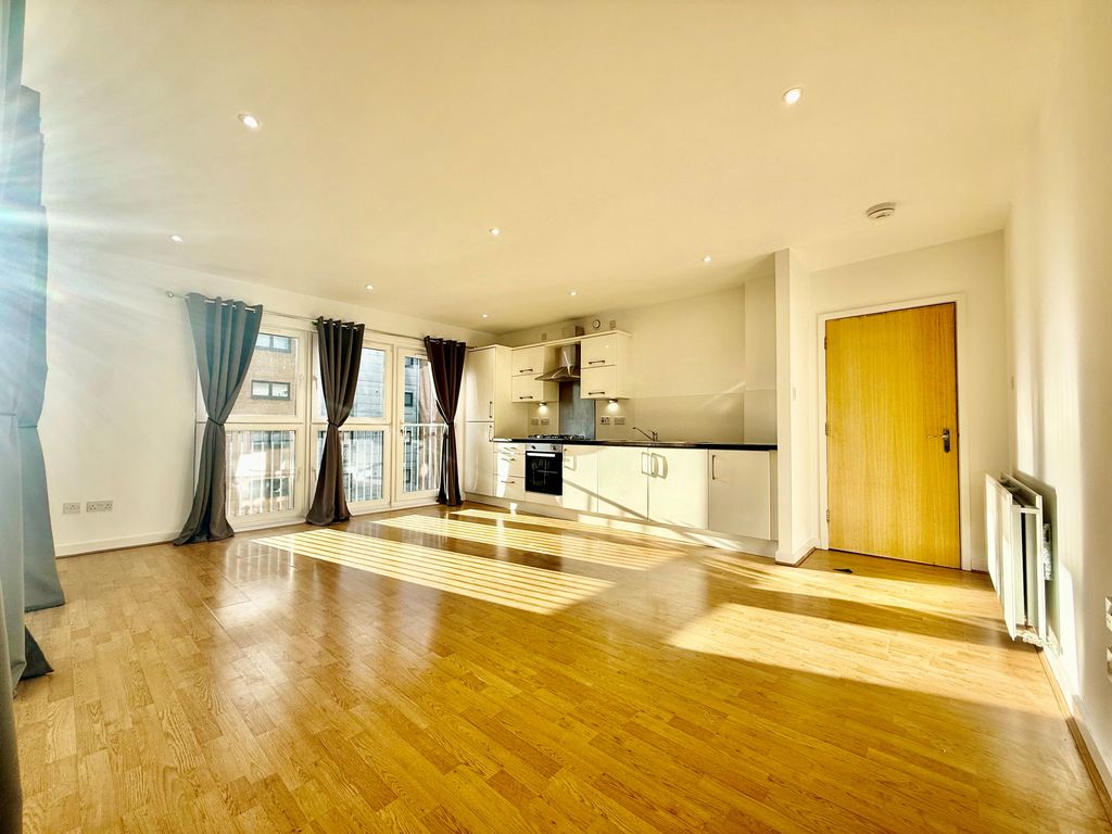 Property photo 3 of 9