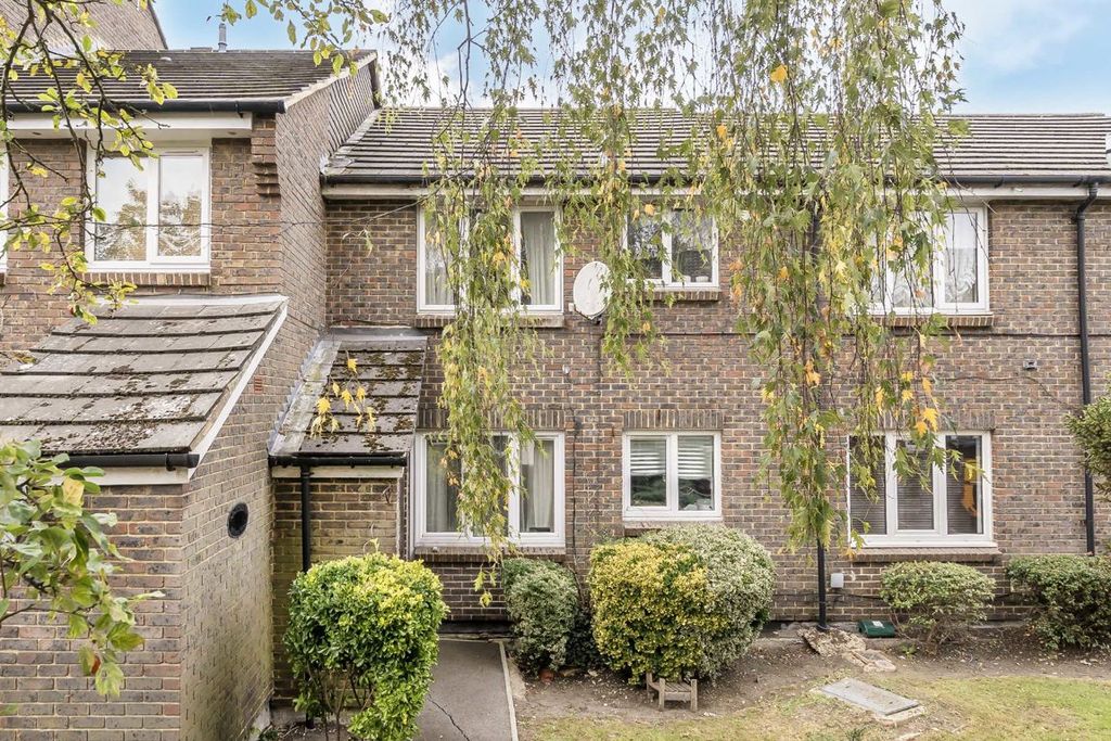 Property photo 1 of 4