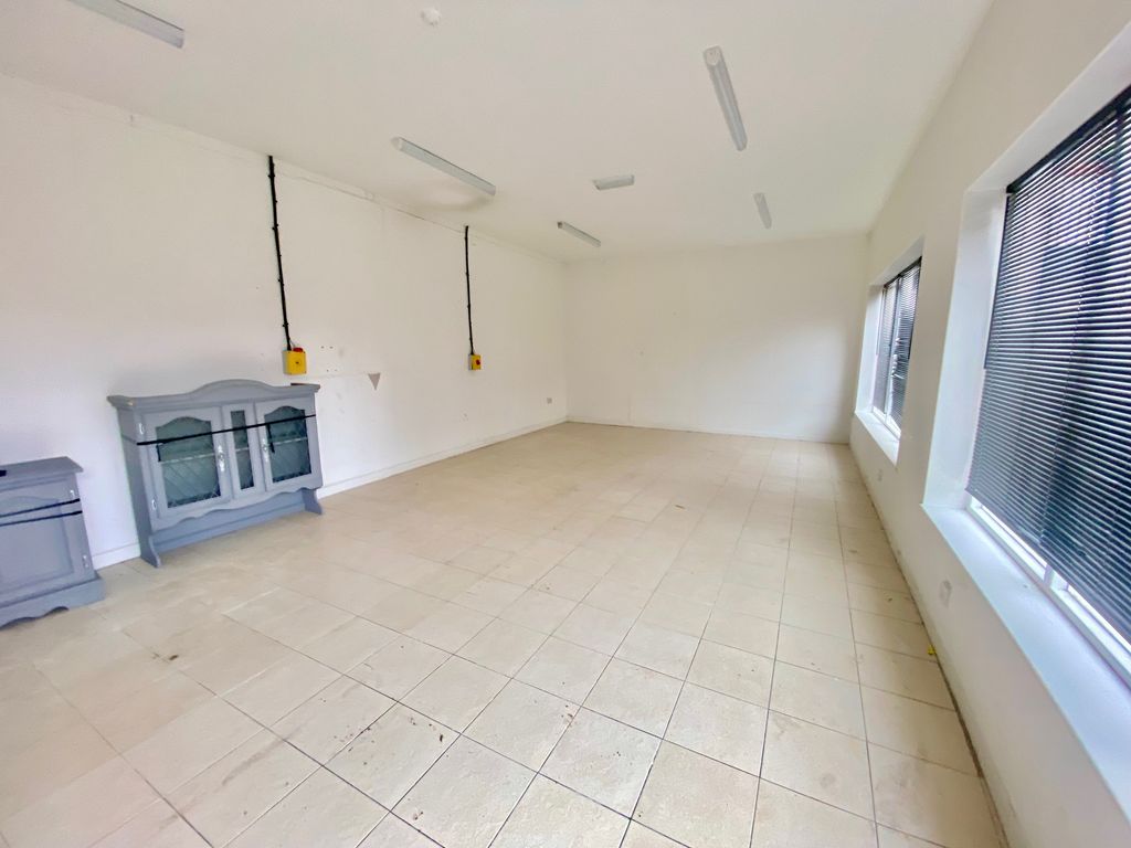 Property photo 1 of 4 Img_1303