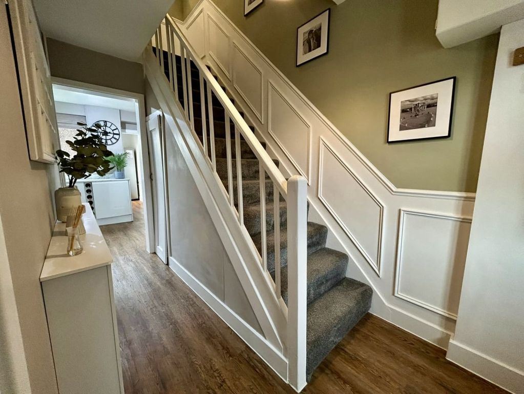 Property photo 3 of 24