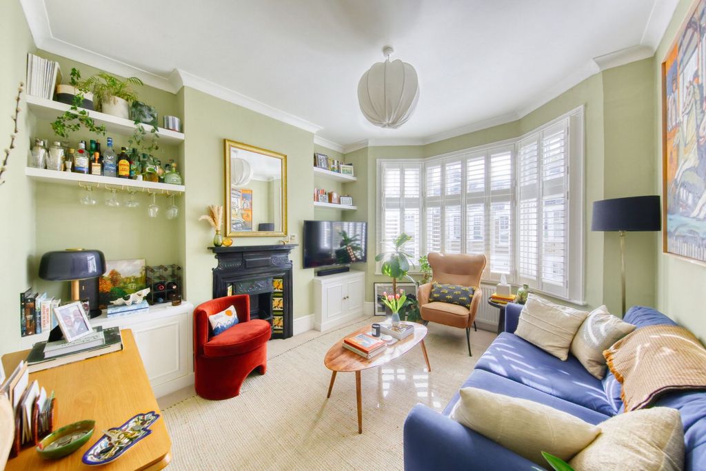 Property photo 2 of 8 Photo 1