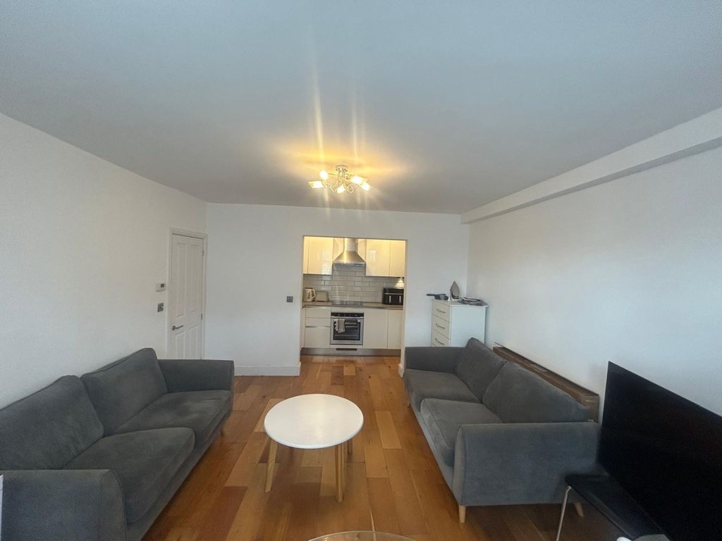 Property photo 1 of 12 5906671