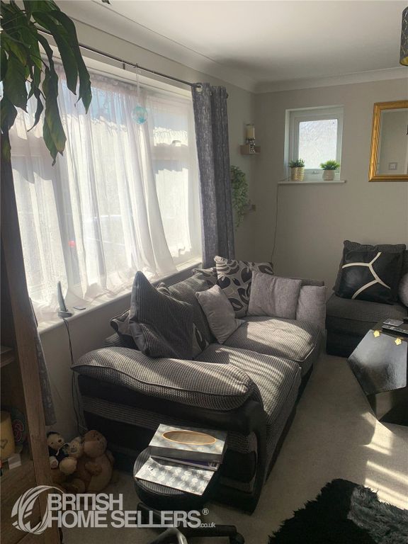 Property photo 3 of 30 Picture No. 23