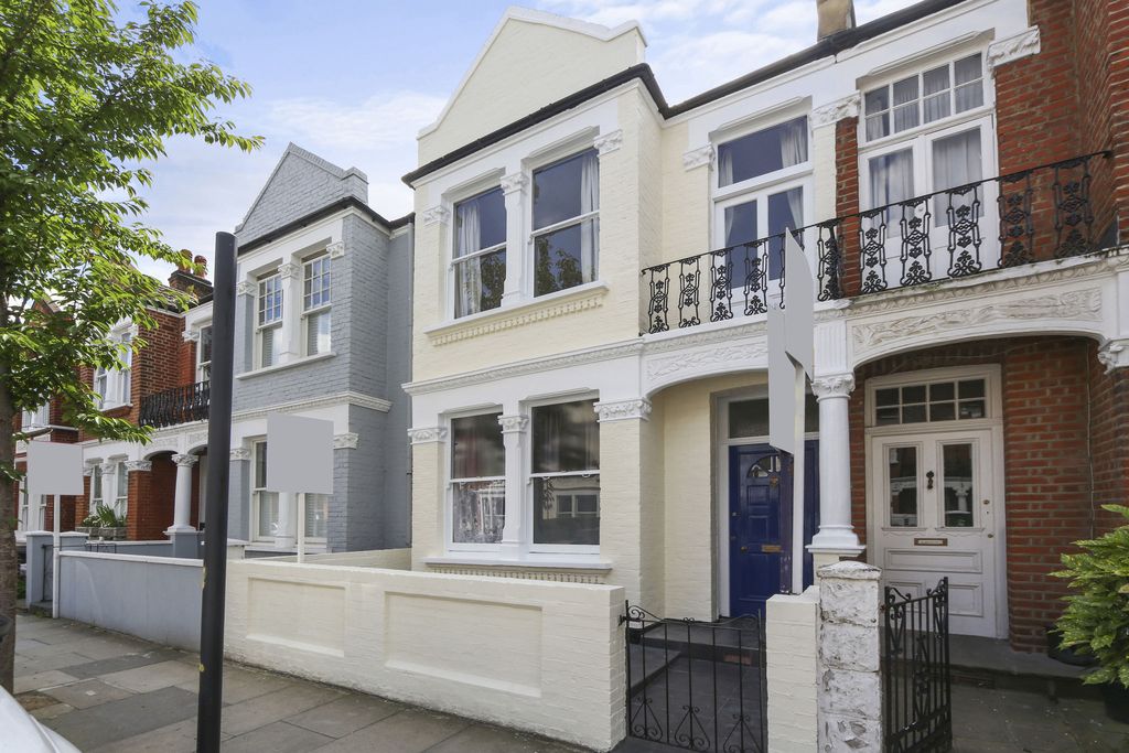 Property photo 1 of 10 2