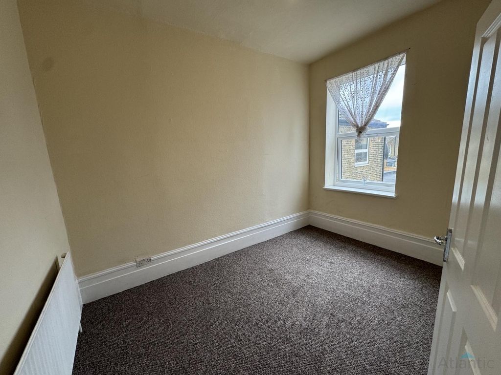 Property photo 2 of 11 Gallery