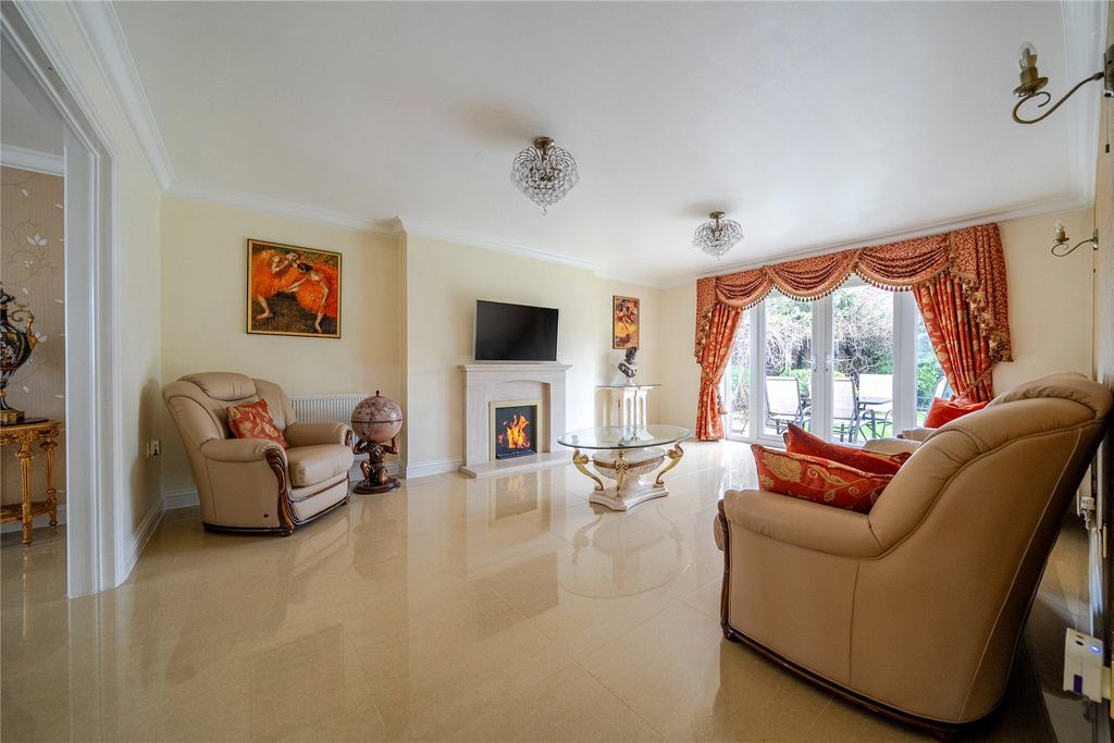 Additional image 66 of 6 bed country house for saleSandringham Drive, Dartford, Kent DA2