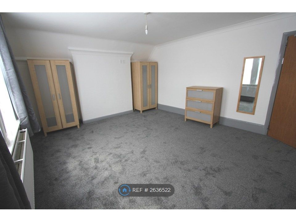 Property photo 1 of 2