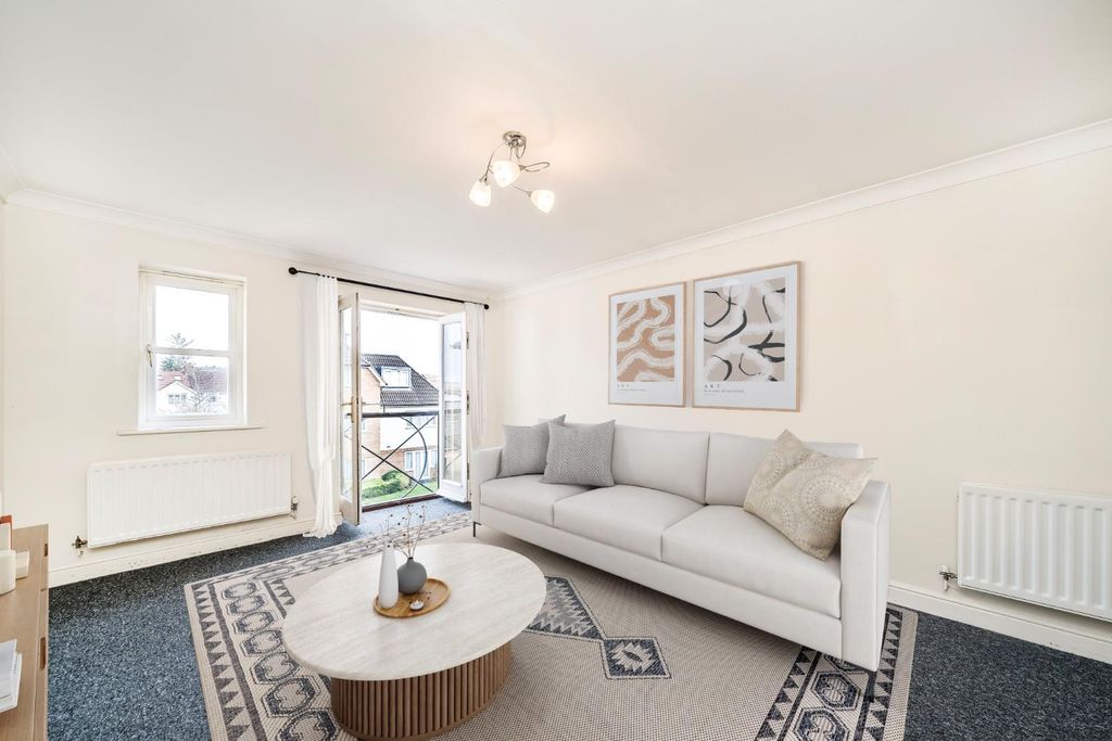 Property photo 2 of 7 Reception Room.Jpg