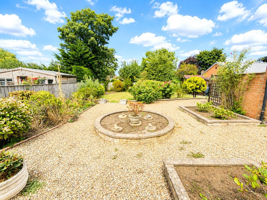 Property photo 3 of 17 Picture No. 15