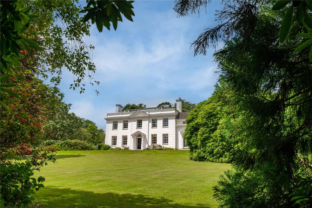 Property photo 1 of 32 Penwarne Manor
