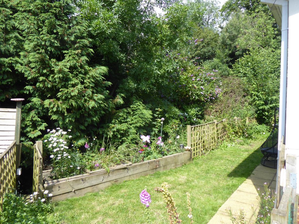 Property photo 3 of 5